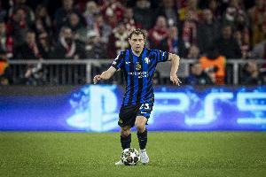 近10个赛季，巴雷拉是五大联赛每赛季均有助攻的三名中场之一