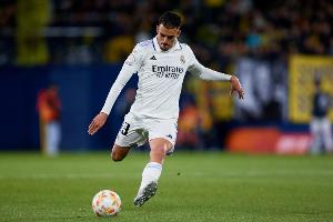 记者：马赛就引进塞巴略斯与皇马达成协议，仍需与球员敲定细节