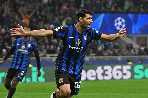 迪马：奥林匹亚科斯竞购塔雷米领先，国米预计能收入1000万欧