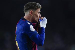 阿斯：加维膝盖出现肿胀，很可能会缺席后续巴萨的多场比赛