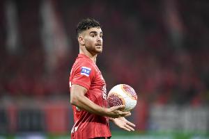 古尔芬克尔首次单场中超联赛有进球也有助攻