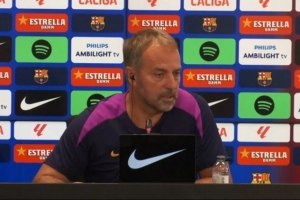 弗里克：已与费尔明交流&相信他会留下 上赛季欧冠本应走得更远