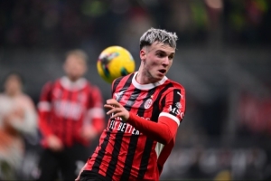 迪马：伯恩茅斯提出最新报价签A-希门尼斯，正等待米兰最终回应