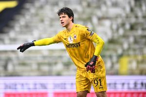 曼联跟队记者：拉门斯已经在卡灵顿基地，准备完成转会