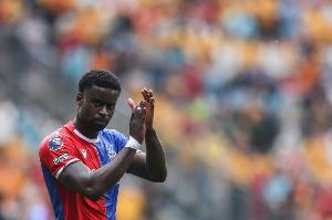 罗马诺：就在格伊完成体检的同时，伊戈尔加盟水晶宫的交易告吹