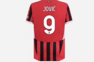 从荣誉到诅咒！米体：队史首次，本赛季米兰没有球员穿9号球衣