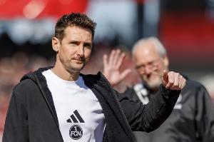 4轮1分进1球！图片报：克洛泽的纽伦堡陷困境，急需扭转表现