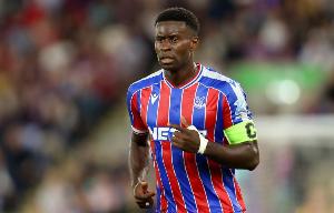 曼晚：替代斯通斯，曼城有意引进水晶宫后卫格伊但将面对多队竞争