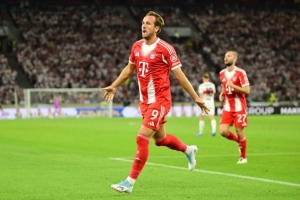 欧足联预测拜仁vs切尔西首发：凯恩迪亚斯出战，帕尔默佩德罗领衔