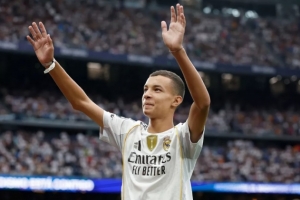 很有心！皇马邀请摩洛哥地震幸存的小球迷主持开球仪式