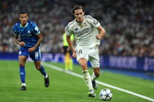 卡雷拉斯本场16次赢得球权，皇马后卫上次做到还是2019年的拉莫斯