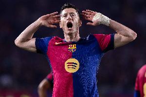 每体巴萨球员评分：莱万、埃里克9分，阿劳霍、德容8分，孔德6分