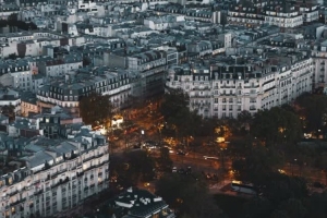 荣耀时刻！登贝莱社媒晒视频回顾金球奖颁奖典礼，姆巴佩点赞