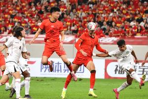 足球报：10月国足“失约”，U22及国少集训备战是主要任务