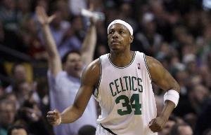 绿军名宿！祝“真理”保罗-皮尔斯48岁生日快乐！🎂