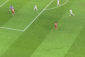 奥斯梅恩这单刀球怎么有种巴洛特利的感觉，给奥纳纳刷评分呢！